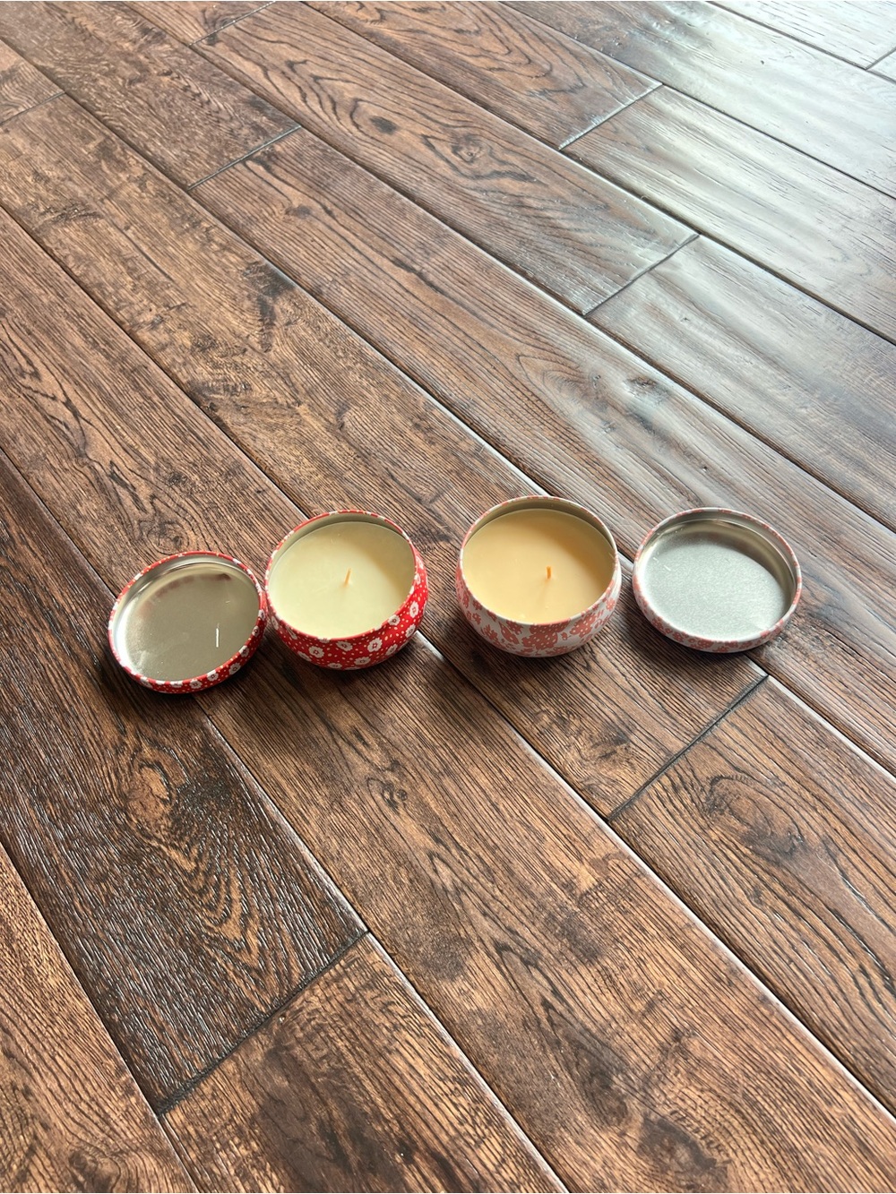 Pioneer Woman Tin Soy Candle - Unbranded